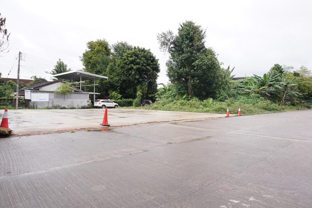 公寓式酒店 长普那卡林公寓 董里